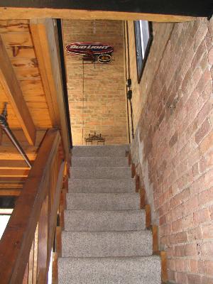 711-s-dearborn-staircase.jpg