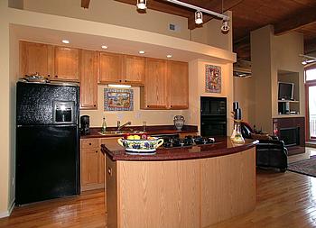 sexton-lofts-_624-kitchen.jpg