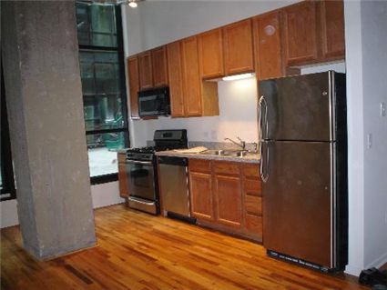 1645-w-ogden-_340-kitchen.jpg