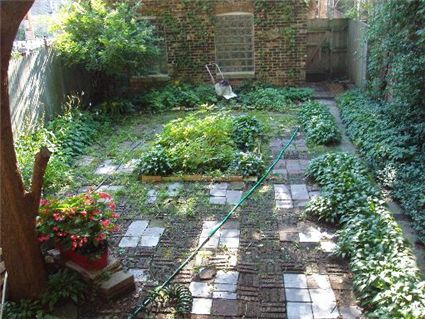 5857-n-winthrop-backyard.jpg