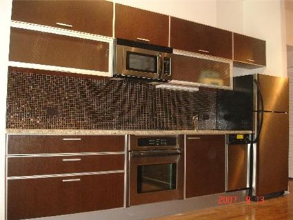 650-w-wayman-_303c-kitchen.jpg