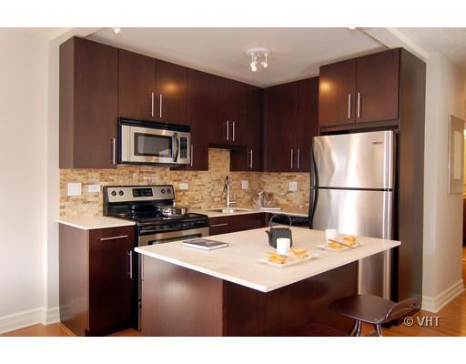 2930-n-sheridan-2-bedroom-kitchen-_2.jpg