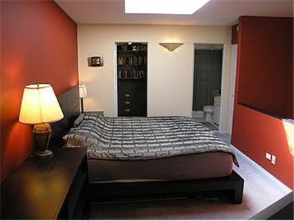 1140-w-newport-_c-bedroom.jpg