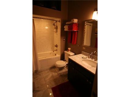 2401-w-ohio-_34-bathroom.jpg