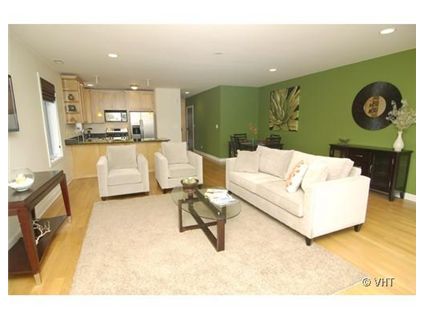 1516-w-grand-_3w-livingroom.jpg