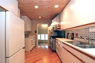 250-greenwood-kitchen-_2.jpg