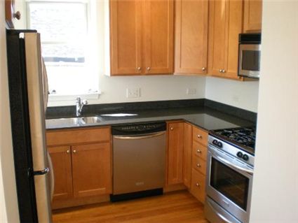 1234-w-argyle-_3f-kitchen-approved.jpg