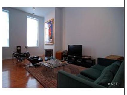 1445-w-belden-_3k-livingroom-approved.jpg