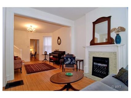 1469-w-foster-livingroom-approved.jpg