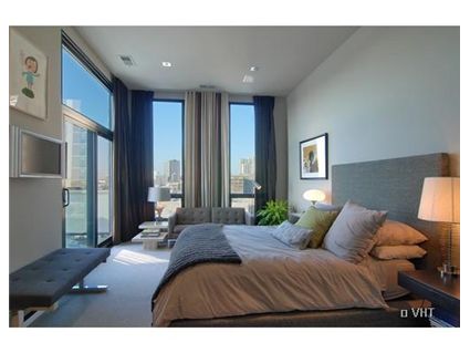 550-w-wellington-penthouse-bedroom-approved.jpg