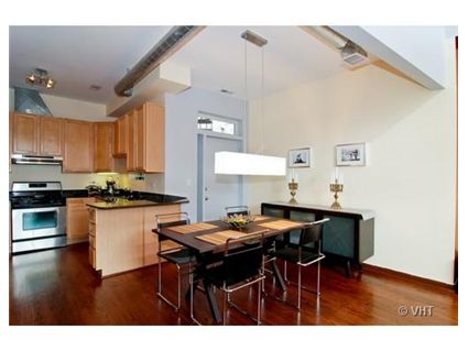 1302-n-greenview-_3-kitchen-approved.jpg
