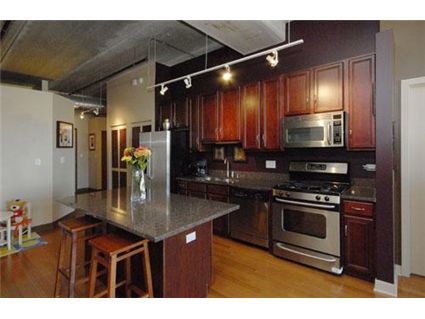 833-w-15th-place-_602-kitchen-approved.jpg