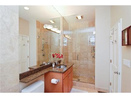 1624-w-ontario-_1w-bathroom-approved.jpg