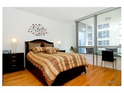 600-n-lake-shore-drive-_3003-bedroom-approved.jpg