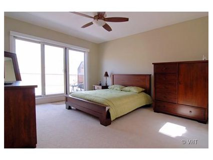 1137-w-monroe-_8-bedroom-approved.jpg