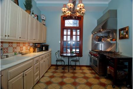 1919-n-lincoln-park-west-kitchen-approved.jpg