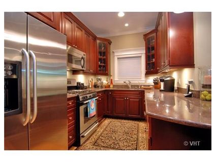 914-w-wrightwood-_1-kitchen-approved.jpg