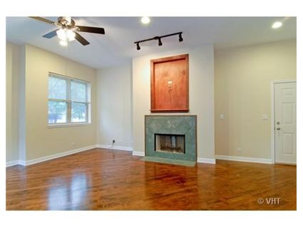 3500-w-irving-park-_1n-living-room-approved.jpg