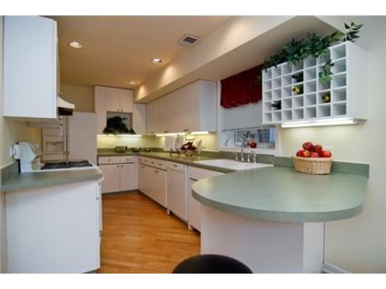 832-n-marshfield-kitchen-approved.jpg