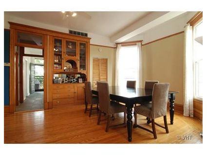 4110-n-southport-_2-dining-room-approved.jpg