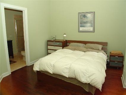 522-w-oakdale-_2w-bedroom-approved.jpg