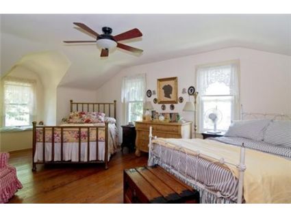 1721-w-104th-bedroom-approved.jpg