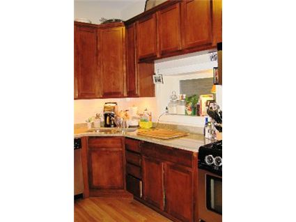 3705-n-lakewood-_2f-kitchen-approved.jpg