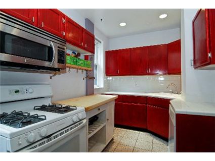 2808-w-logan-boulevard-_2e-kitchen-approved.jpg