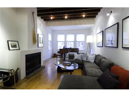 1722-w-wellington-livingroom-approved.jpg