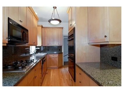 1500-n-dearborn-parkway-kitchen-approved.jpg