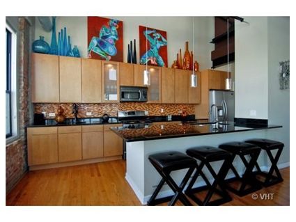 6300-s-woodlawn-_303-kitchen-approved.jpg